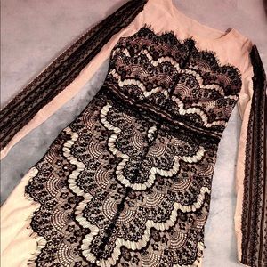 Charlotte Russe’s Nude & Black Lace Dress Size M